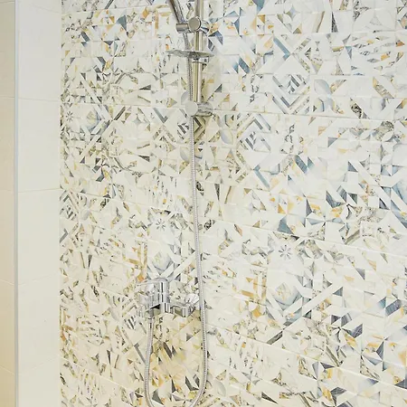 за гости ирис Iris Guest *